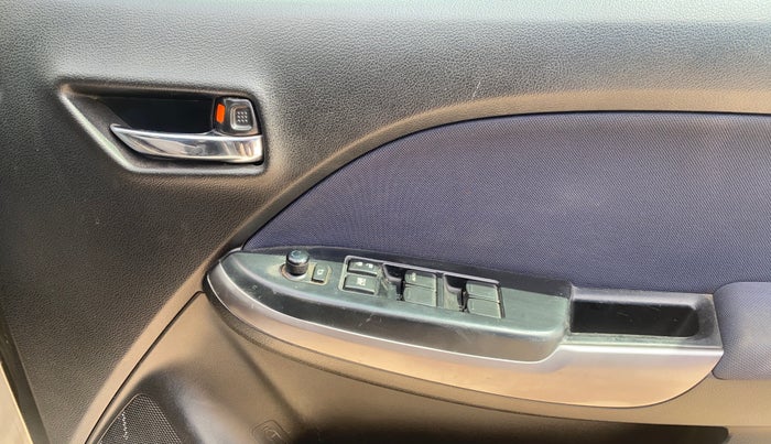 2019 Toyota Glanza V CVT, Petrol, Automatic, 57,126 km, Driver Side Door Panels Control