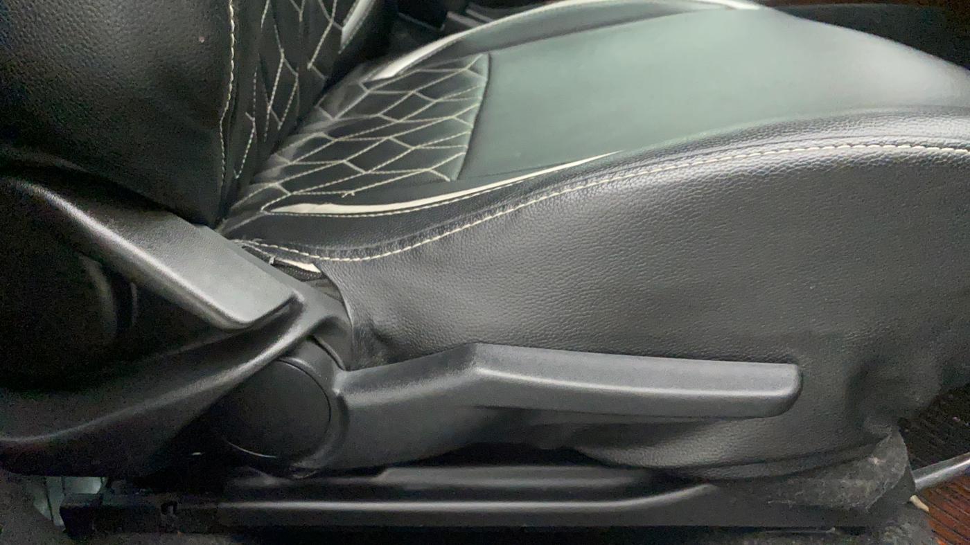2016 Maruti Baleno ZETA CVT PETROL 1.2, Petrol, Automatic, 20,049 km, Driver Side Adjustment Panel