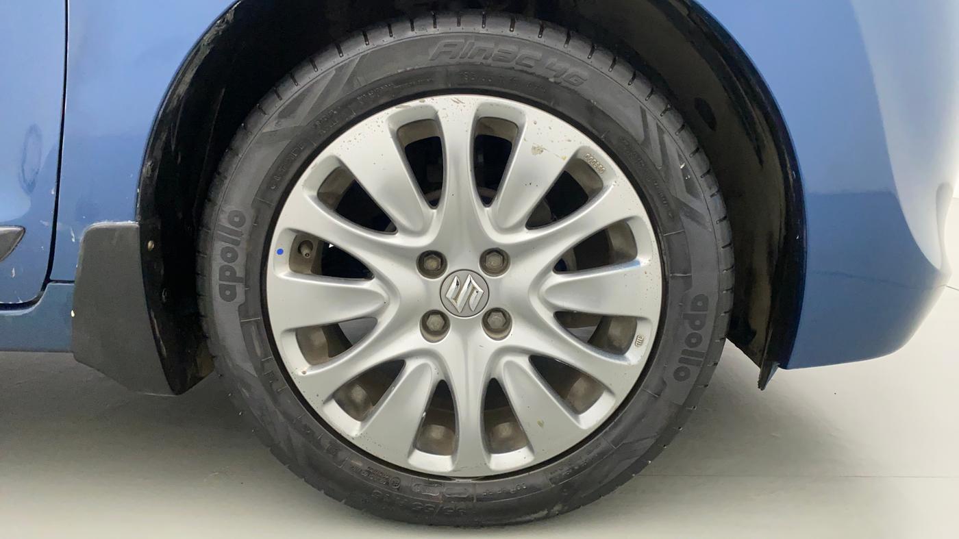 2016 Maruti Baleno ZETA CVT PETROL 1.2, Petrol, Automatic, 20,049 km, Right Front Wheel