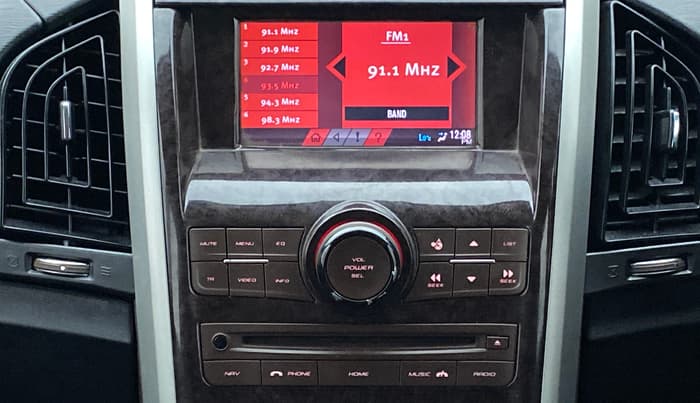 2013 Mahindra XUV500 W8 FWD, Diesel, Manual, 79,981 km, Infotainment System