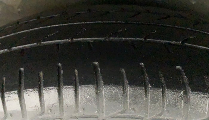 2013 Hyundai i10 ERA 1.1 IRDE, Petrol, Manual, 55,577 km, Right Rear Tyre Tread