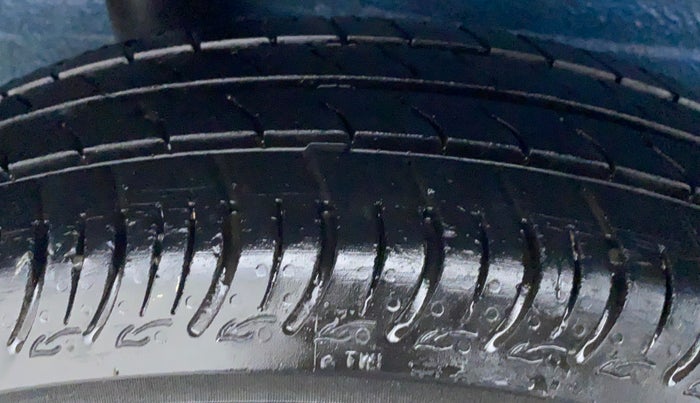 2020 Maruti S PRESSO VXI CNG, CNG, Manual, 16,793 km, Right Rear Tyre Tread