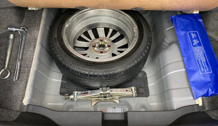 2022 Honda City ZX CVT, Petrol, Automatic, 438 km, Spare Tyre