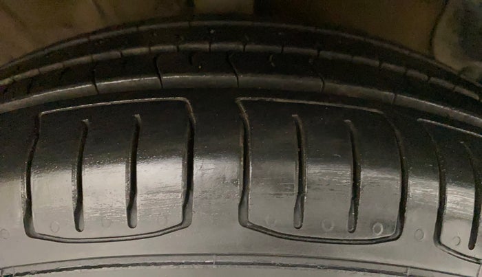 2019 Hyundai NEW SANTRO SPORTZ AMT, Petrol, Automatic, 67,235 km, Right Front Tyre Tread