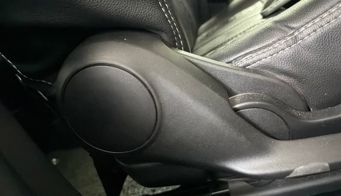 2018 Maruti Baleno ALPHA CVT PETROL 1.2, Petrol, Automatic, 55,046 km, Driver Side Adjustment Panel