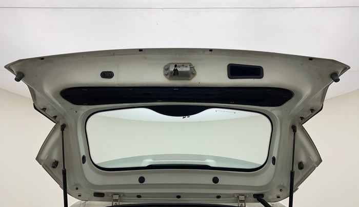 2018 Tata NEXON XM DIESEL, Diesel, Manual, 62,764 km, Boot Door Open