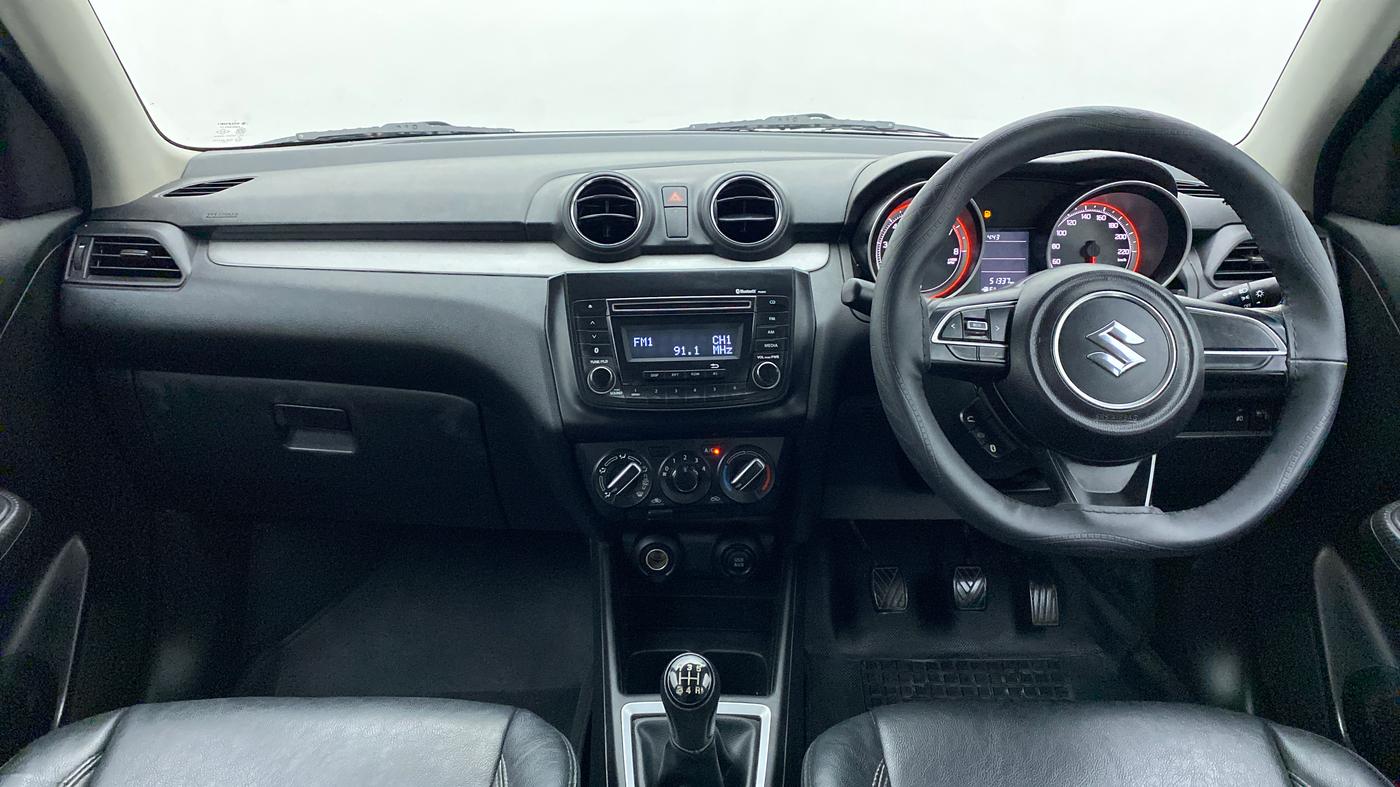 2019 Maruti Swift VXI D, Petrol, Manual, 51,423 km, Dashboard