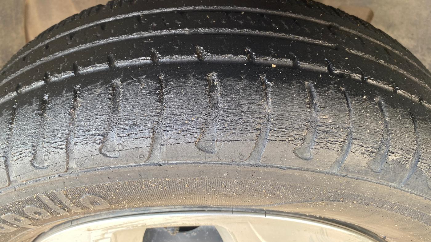 2019 Tata Tiago XT PETROL, Petrol, Manual, 45,936 km, Left Front Tyre Tread