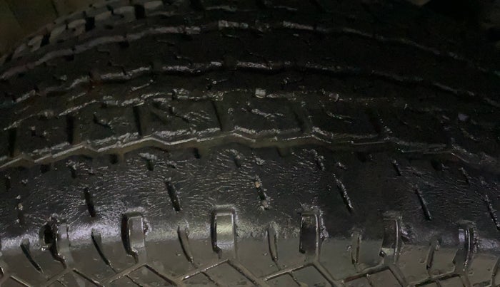 2021 Mahindra Thar LX PETROL HT 4WD AT, Petrol, Automatic, 24,239 km, Right Front Tyre Tread