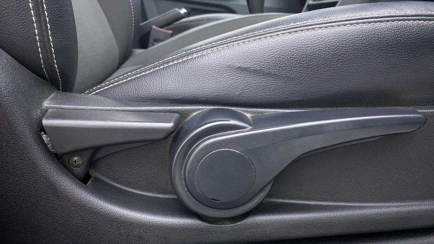 2019 Tata TIGOR XZ PLUS PETROL, CNG, Manual, 88,143 km, Driver Side Adjustment Panel