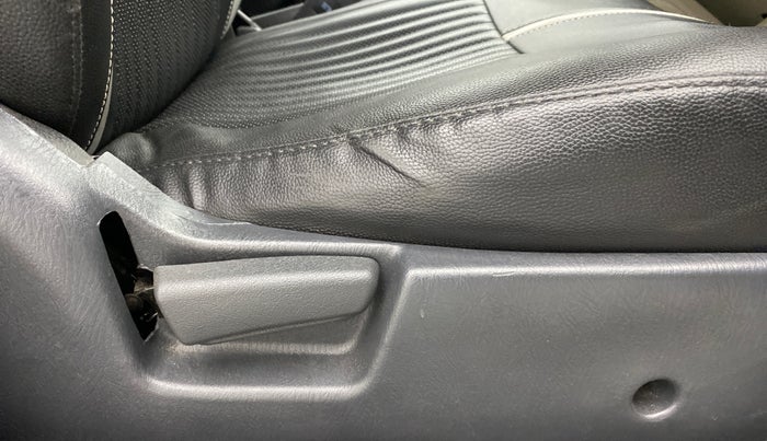 2016 Maruti Alto K10 VXI AMT P, Petrol, Automatic, 35,789 km, Driver Side Adjustment Panel