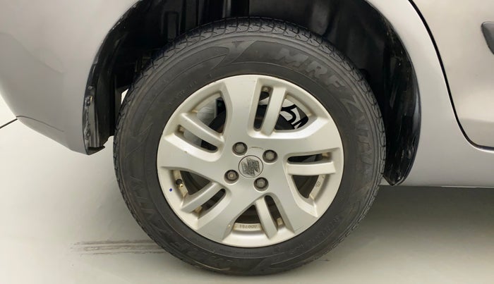 2014 Maruti Swift Dzire ZXI, Petrol, Manual, 78,898 km, Right Rear Wheel