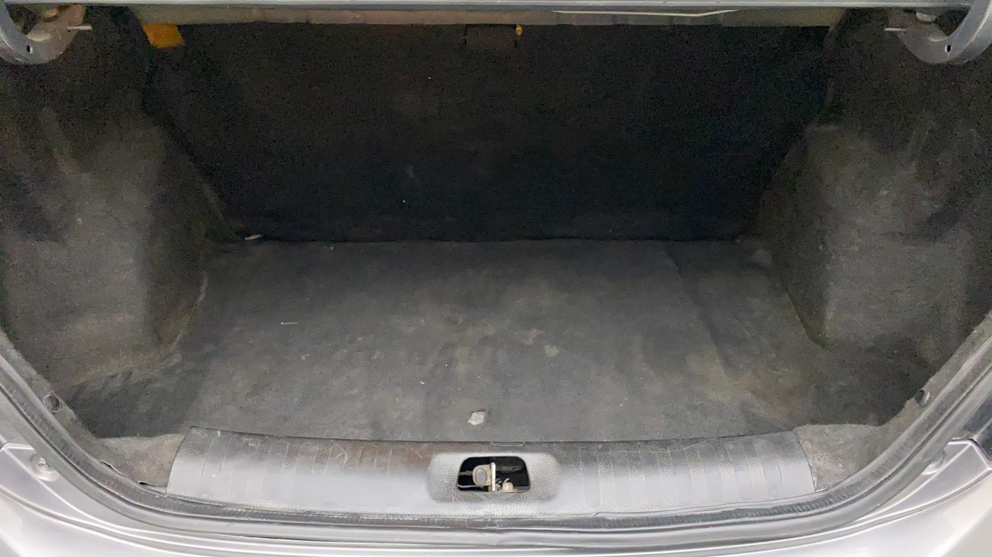 2014 Maruti Swift Dzire ZXI, Petrol, Manual, 78,898 km, Boot Inside