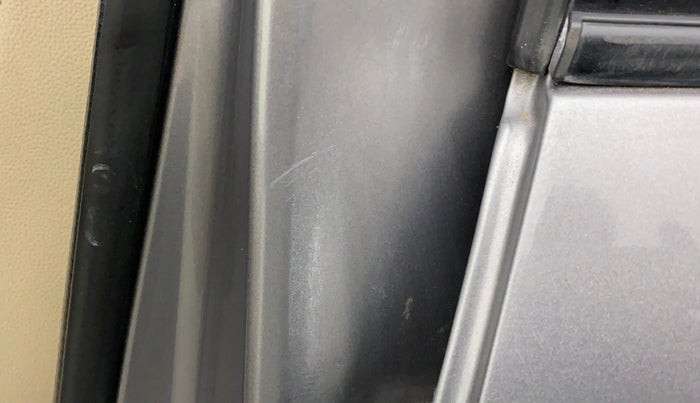 2014 Maruti Swift Dzire ZXI, Petrol, Manual, 78,898 km, Left B pillar - Paint is slightly faded