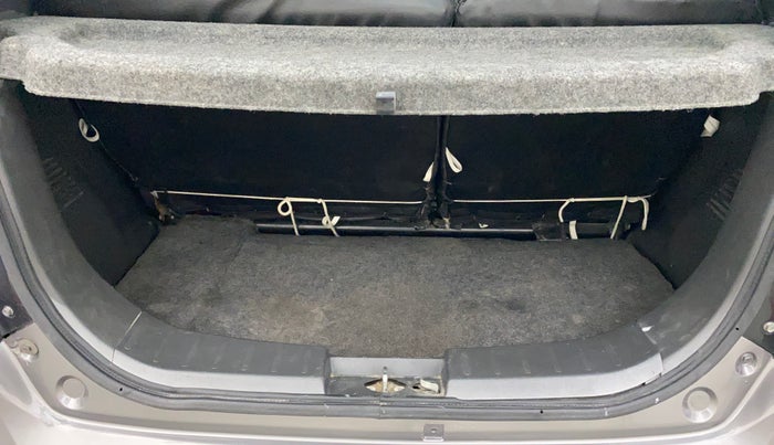 2011 Maruti Wagon R 1.0 VXI, Petrol, Manual, 60,076 km, Boot Inside