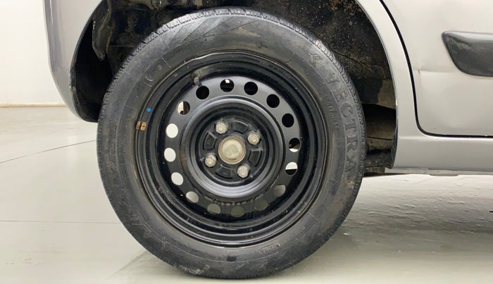 2011 Maruti Wagon R 1.0 VXI, Petrol, Manual, 60,076 km, Right Rear Wheel