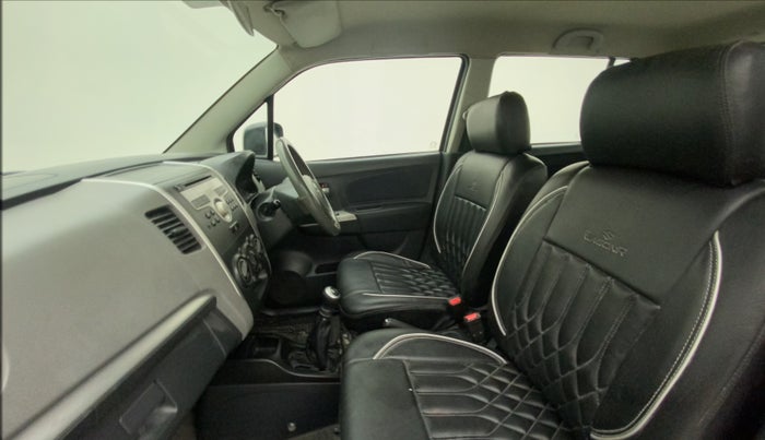 2011 Maruti Wagon R 1.0 VXI, Petrol, Manual, 60,076 km, Right Side Front Door Cabin