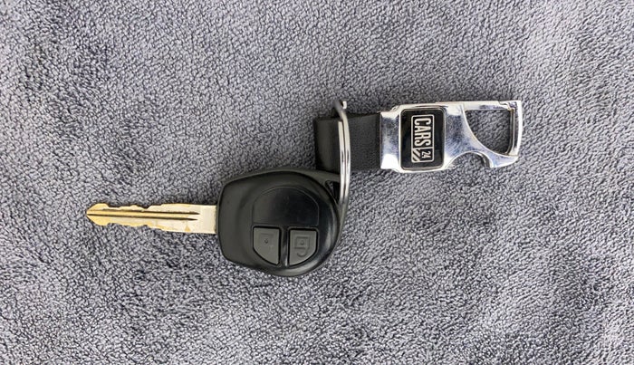 2011 Maruti Wagon R 1.0 VXI, Petrol, Manual, 60,076 km, Key Close Up