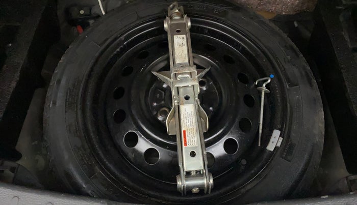 2011 Maruti Wagon R 1.0 VXI, Petrol, Manual, 60,076 km, Spare Tyre