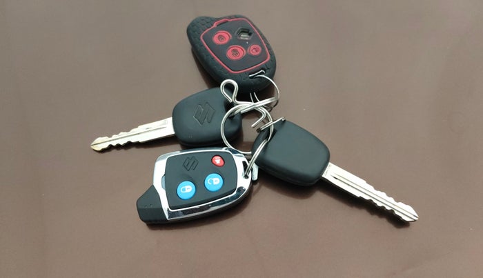 2022 Maruti Celerio VXI CNG, CNG, Manual, 84,281 km, Key Close Up