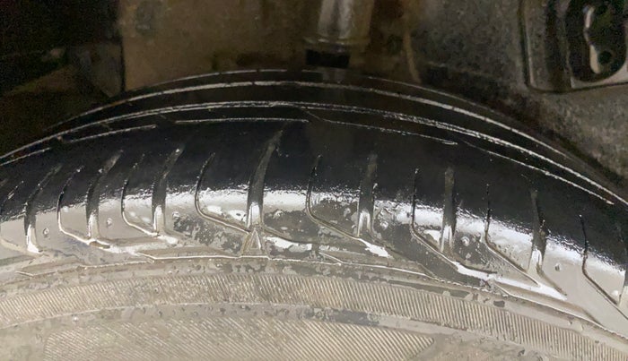 2019 Tata NEXON XMA PETROL, Petrol, Automatic, 53,755 km, Right Rear Tyre Tread