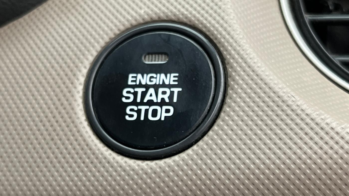 2014 Hyundai Grand i10 SPORTZ AT 1.2 KAPPA VTVT, Petrol, Automatic, 73,037 km, Keyless Start/ Stop Button