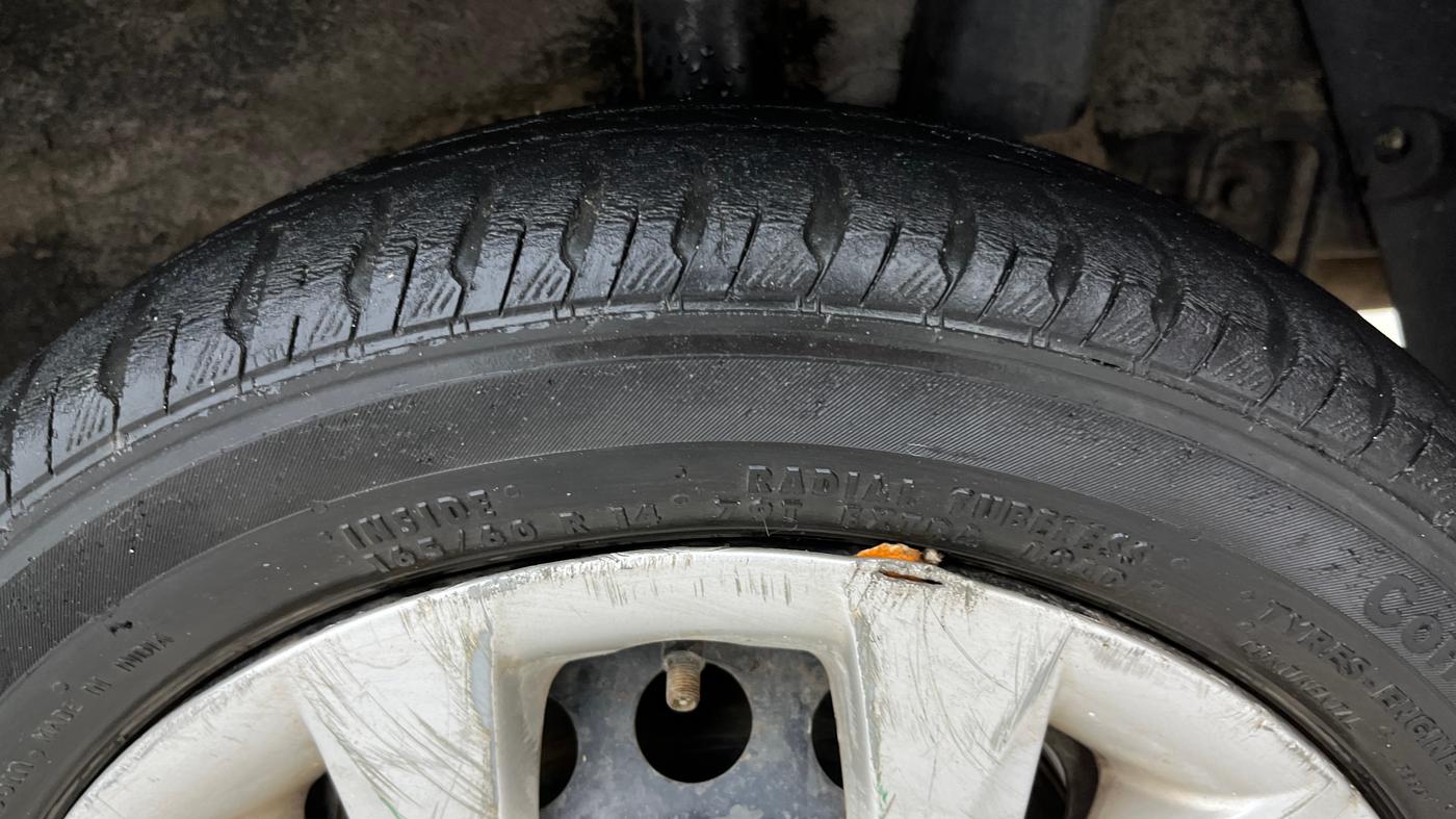 2014 Hyundai Grand i10 SPORTZ AT 1.2 KAPPA VTVT, Petrol, Automatic, 73,037 km, Left Rear Tyre Tread