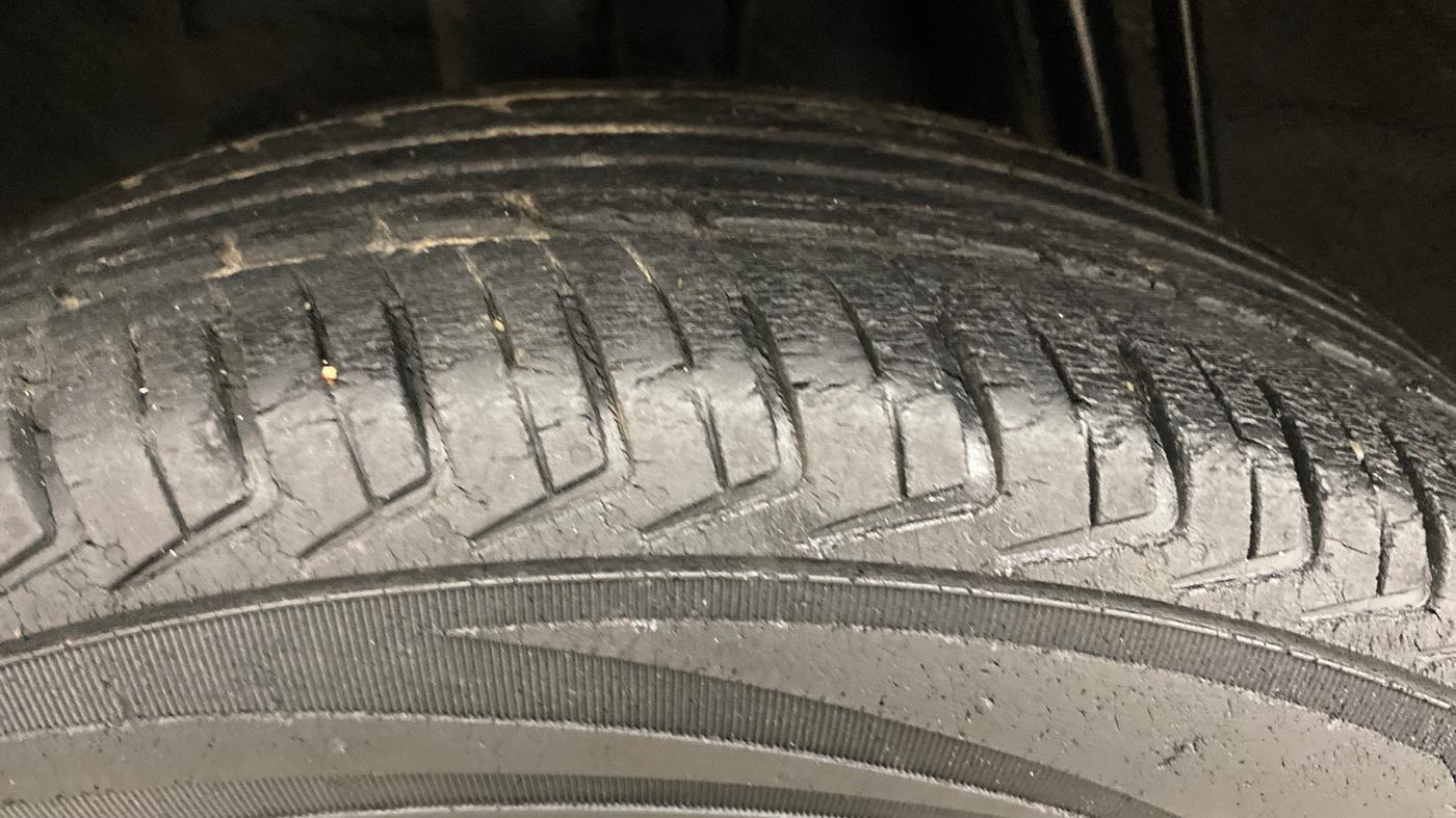 2017 Renault Kwid RXT 1.0, Petrol, Manual, 88,524 km, Right Rear Tyre Tread