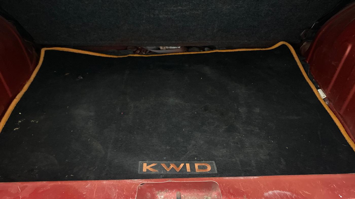 2017 Renault Kwid RXT 1.0, Petrol, Manual, 88,524 km, Boot Inside
