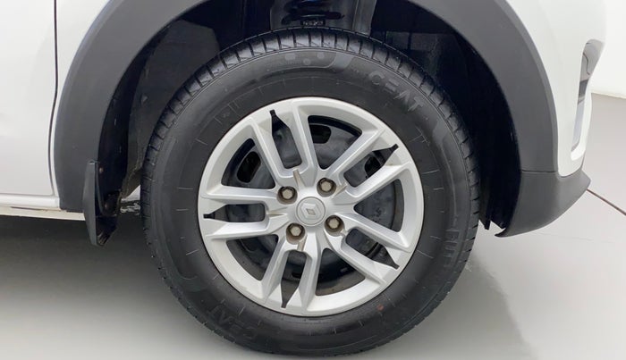 2022 Renault TRIBER RXL MT, Petrol, Manual, 23,216 km, Right Front Wheel