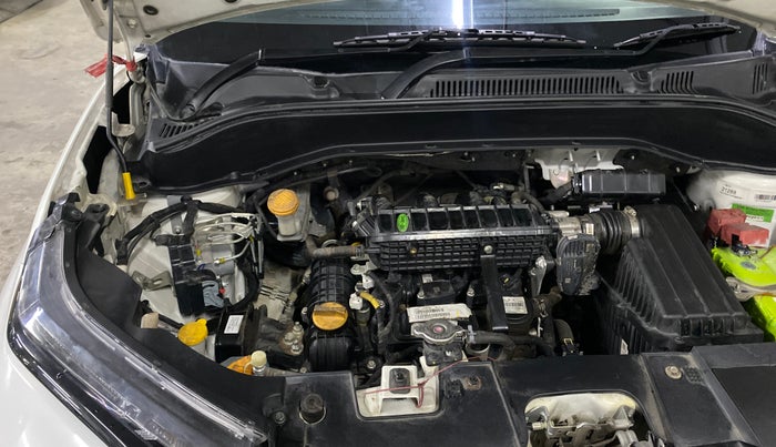 2023 Tata PUNCH PURE MT, Petrol, Manual, 45,900 km, Engine View - Right