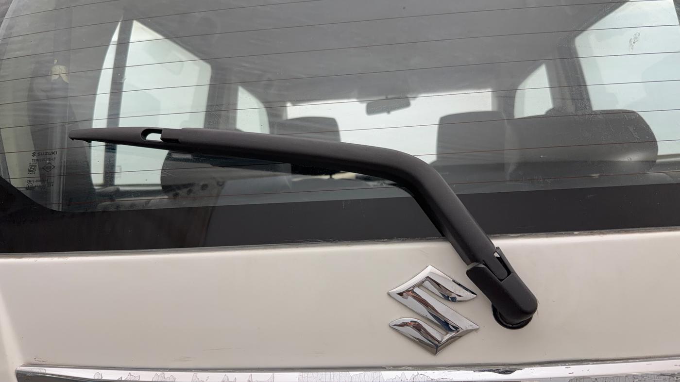 2017 Maruti Wagon R 1.0 VXI, Petrol, Manual, 79,936 km, Rear Wiper