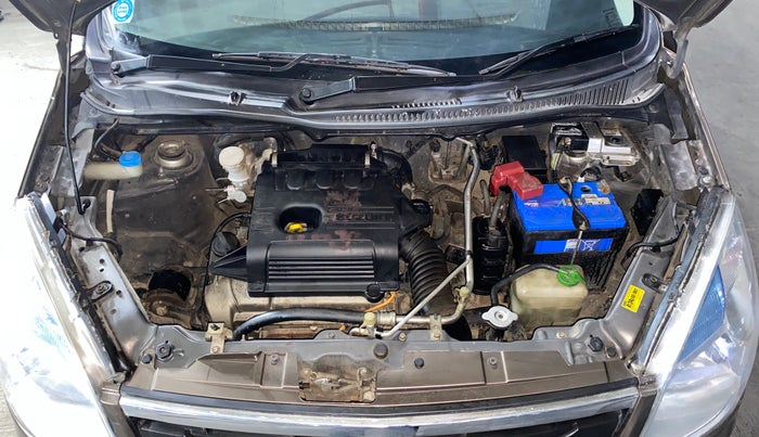 2016 Maruti Wagon R 1.0 VXI AMT, Petrol, Automatic, 30,920 km, Engine View