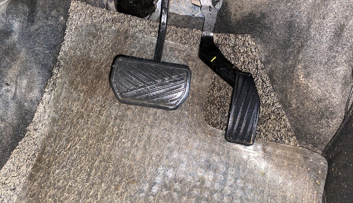 2016 Maruti Wagon R 1.0 VXI AMT, Petrol, Automatic, 30,920 km, Pedals