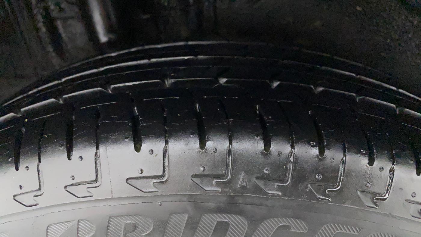 2018 Maruti IGNIS ZETA 1.2, Petrol, Manual, 18,856 km, Right Rear Tyre Tread