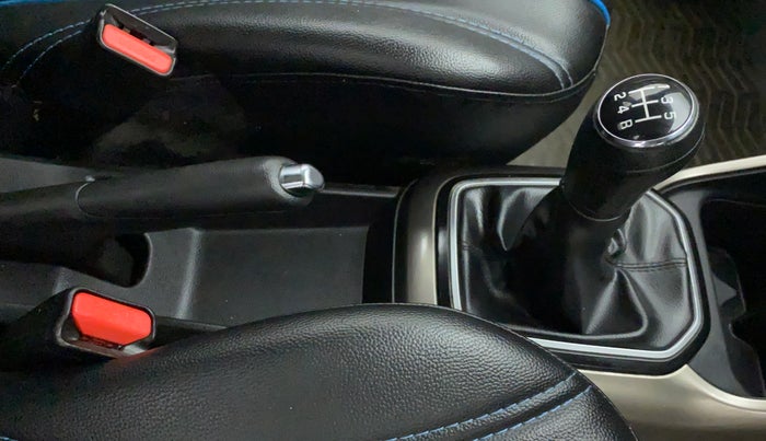 2018 Maruti IGNIS ZETA 1.2, Petrol, Manual, 18,856 km, Gear Lever