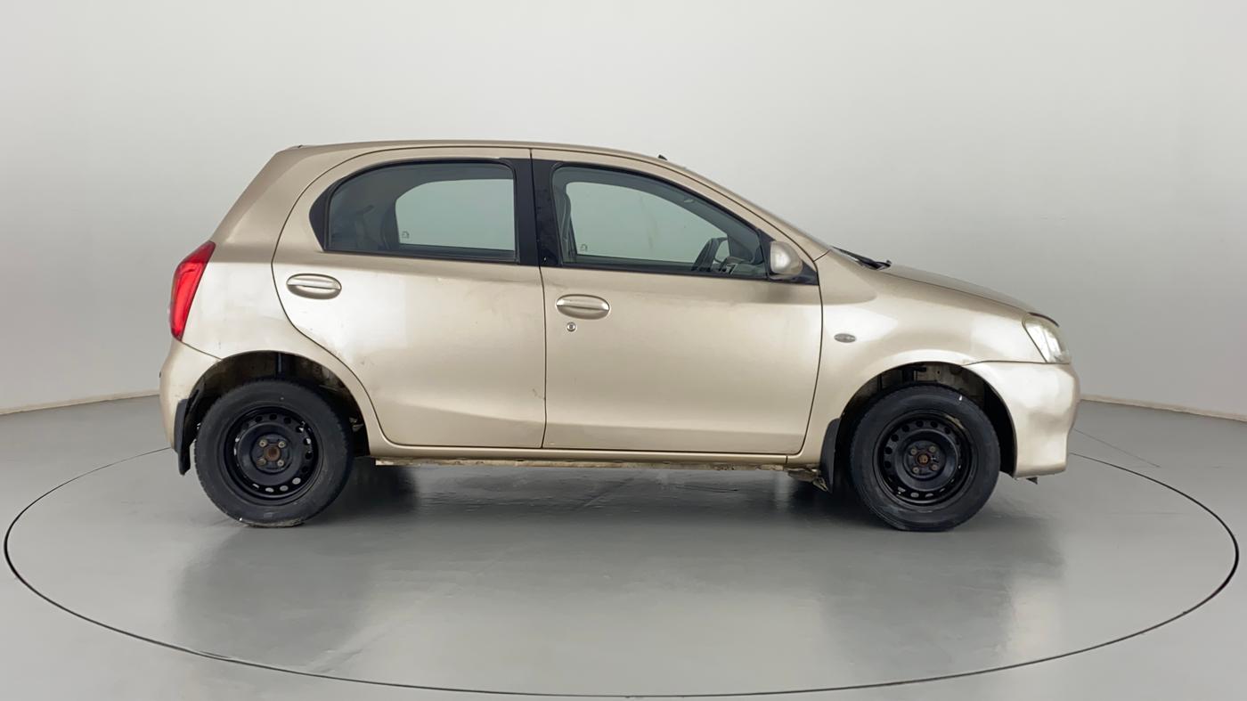 2011 Toyota Etios Liva G, Petrol, Manual, 49,880 km, Right Side View