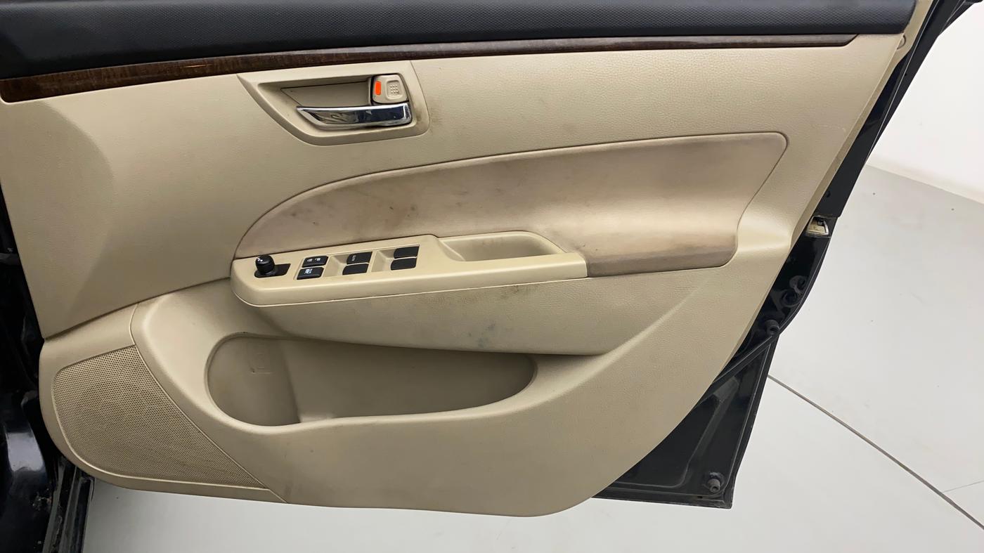 2015 Maruti Swift Dzire VXI, Petrol, Manual, 98,781 km, Driver Side Door Panels Control