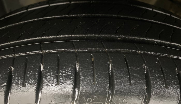 2014 Nissan Micra XV CVT, Petrol, Automatic, 53,204 km, Left Front Tyre Tread