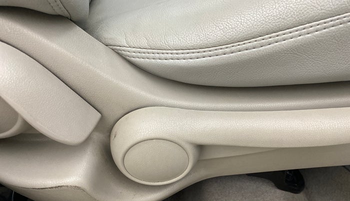 2014 Nissan Micra XV CVT, Petrol, Automatic, 53,204 km, Driver Side Adjustment Panel