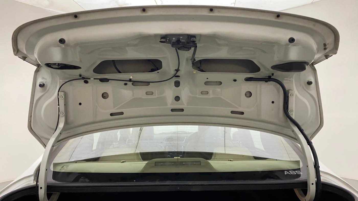 2015 Maruti Ciaz ZDI+ SHVS, Diesel, Manual, 1,16,418 km, Boot Door Open