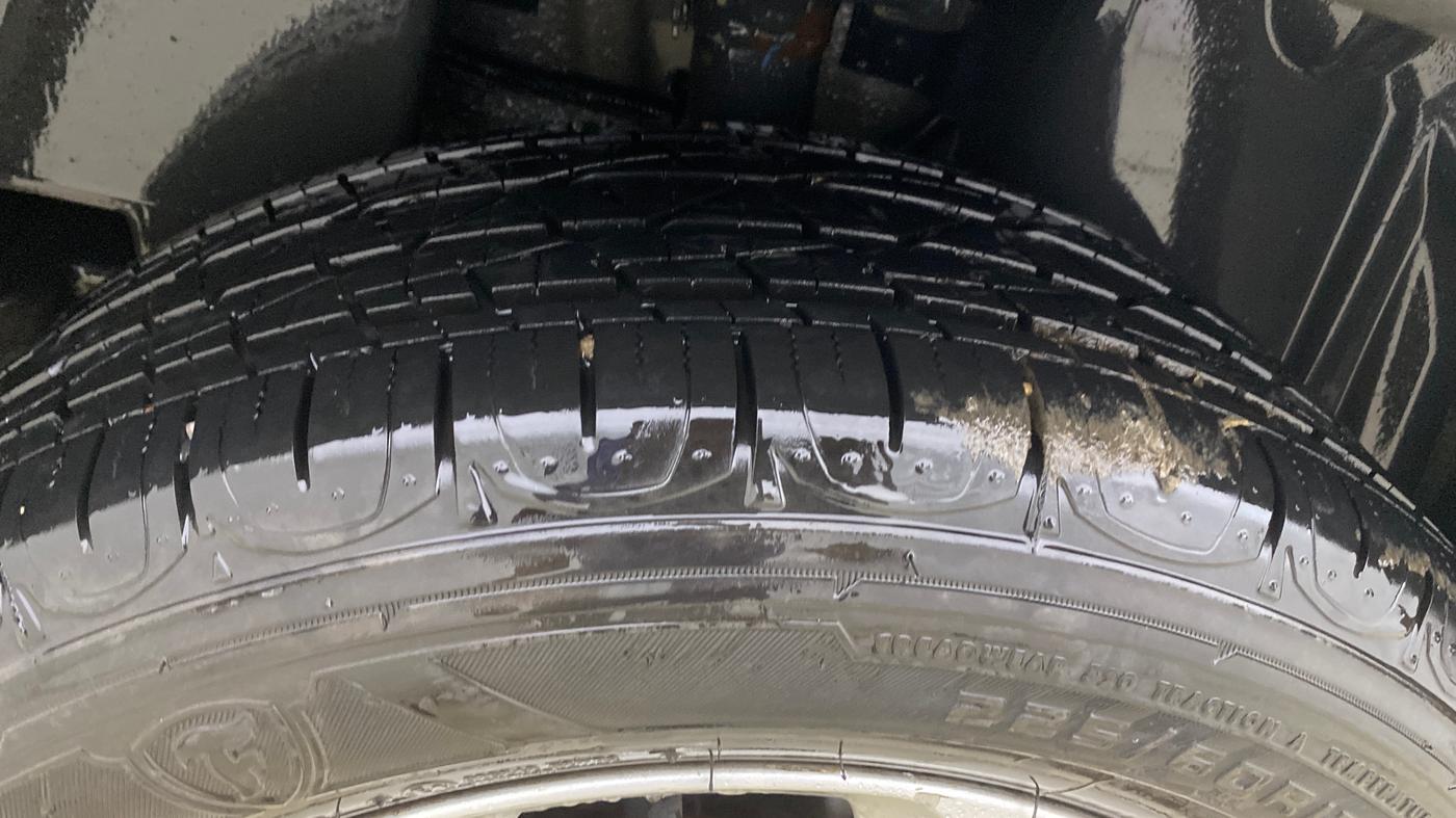 2020 Jeep Compass LONGITUDE 2.0 DIESEL 4X4 AT, Diesel, Automatic, 69,109 km, Right Rear Tyre Tread
