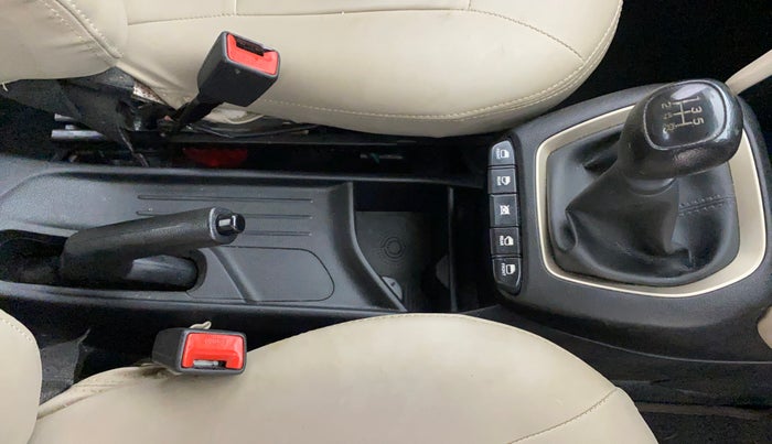 2021 Hyundai NEW SANTRO SPORTZ CNG, CNG, Manual, 51,387 km, Gear Lever