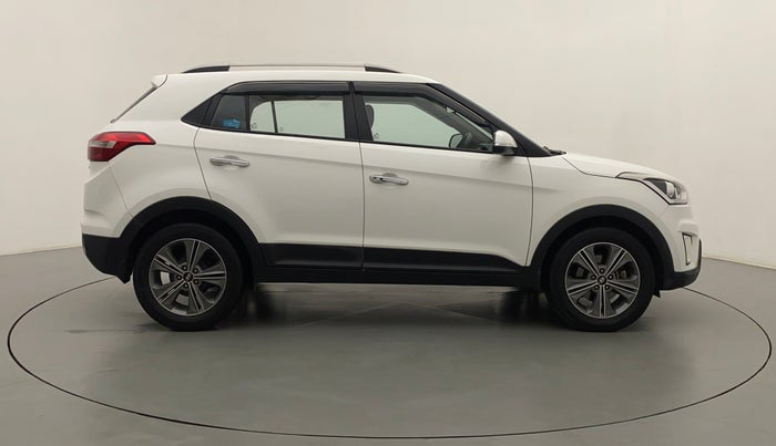 2017 Hyundai Creta SX PLUS AT 1.6 DIESEL, Diesel, Automatic, 80,070 km, Right Side