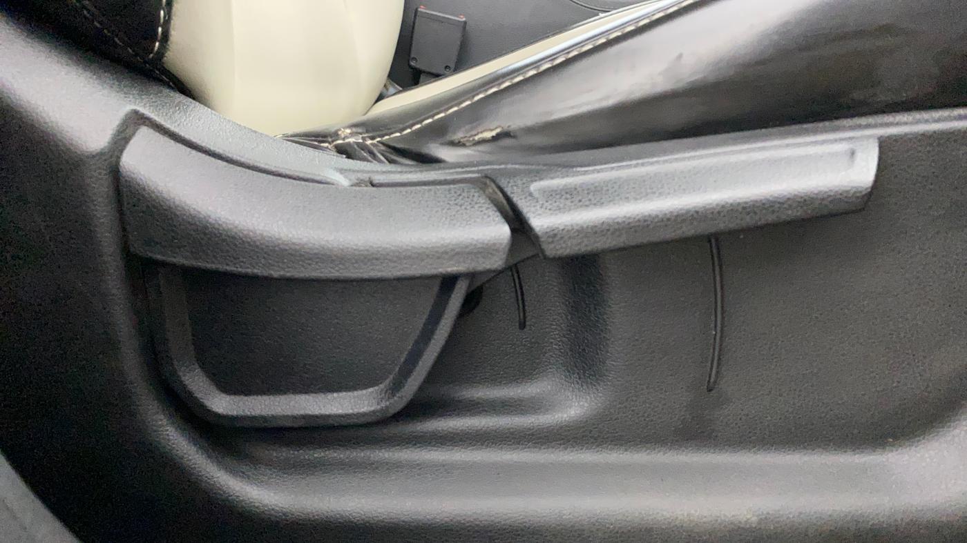 2022 Hyundai Creta SX IVT 1.5 PETROL, Petrol, Automatic, 63,908 km, Driver Side Adjustment Panel