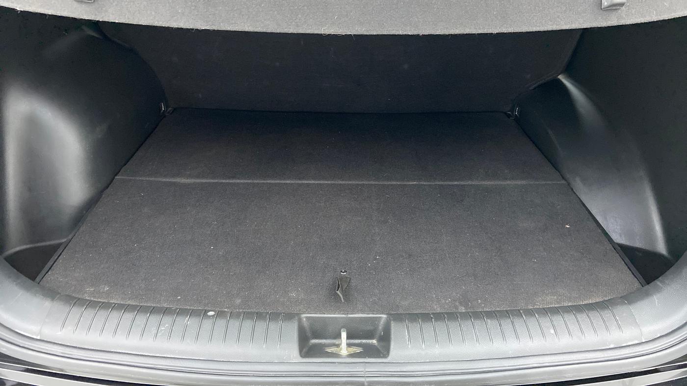 2018 Hyundai Creta 1.6 SX CRDI, Diesel, Manual, 42,026 km, Boot Inside