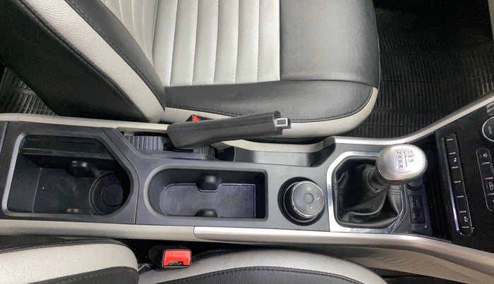 2018 Tata NEXON XZ PETROL, Petrol, Manual, 92,407 km, Gear Lever