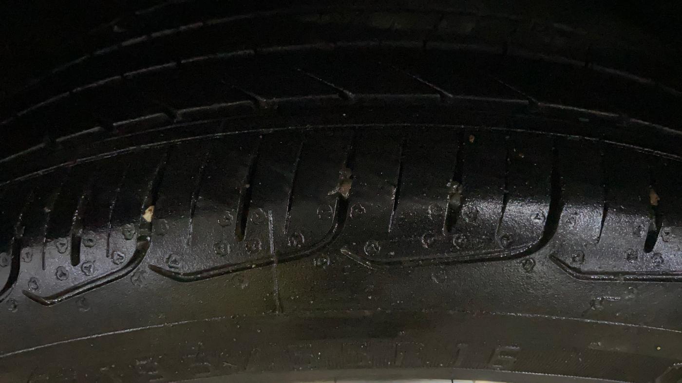 2020 Maruti Baleno ZETA PETROL 1.2, CNG, Manual, 60,769 km, Left Rear Tyre Tread