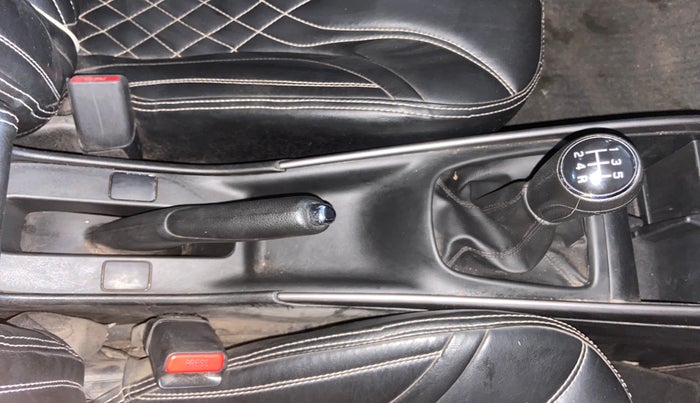 2020 Maruti Baleno ZETA PETROL 1.2, CNG, Manual, 60,541 km, Gear Lever