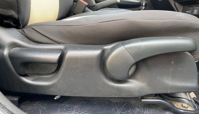 2018 Honda WR-V 1.2L I-VTEC VX MT, Petrol, Manual, 55,624 km, Driver Side Adjustment Panel